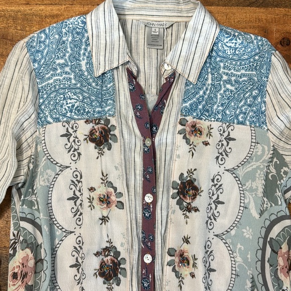 John Mark mixed media linen button down beaded floral roll sleeve open back - Picture 2 of 11